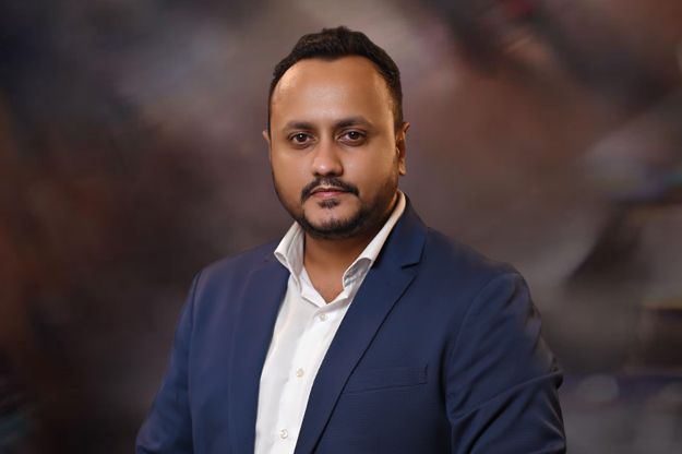 Himank Singh's headshot